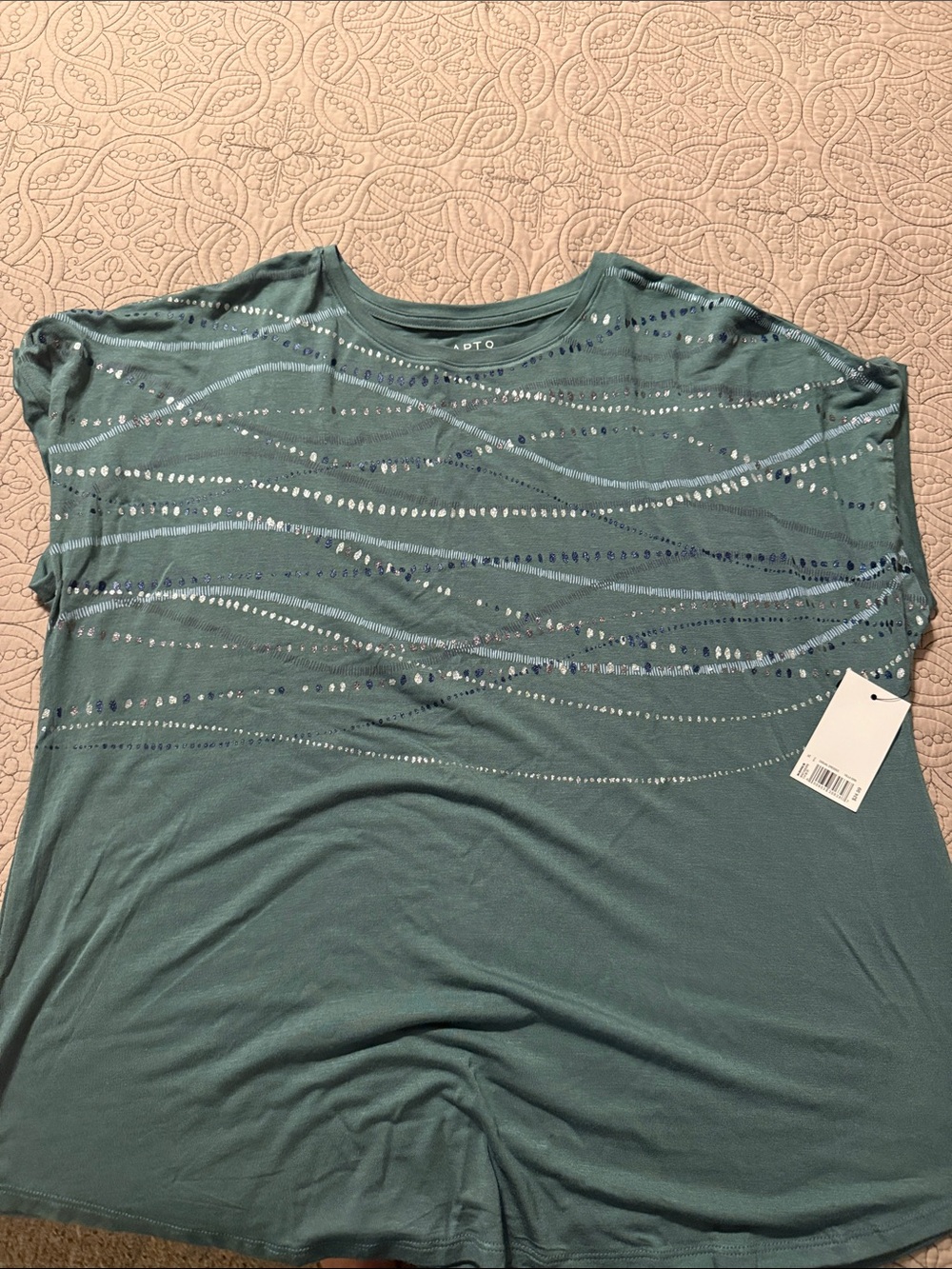 APT 9 Seafoam Green Short Sleeve Tee with Sequin Wave Stripes XL